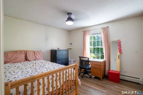 Bedroom - 36 Birchwood Dr, Killingly, CT 06239 photo 2 of 4