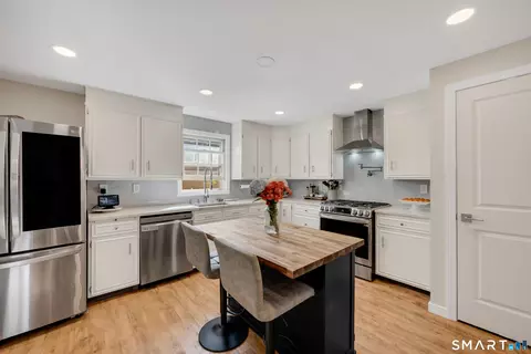 Kitchen - 202 Meadowview Dr, Torrington, CT 06790 photo 1 of 3
