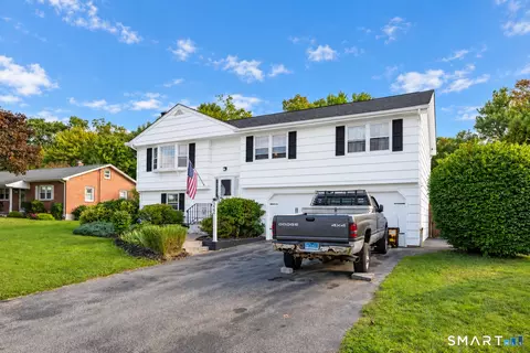 Exterior - 202 Meadowview Dr, Torrington, CT 06790 photo 17 of 17