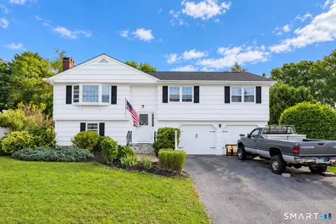 Exterior - 202 Meadowview Dr, Torrington, CT 06790 photo 2 of 17