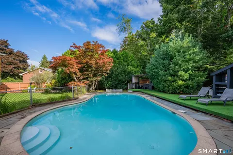 Exterior - 202 Meadowview Dr, Torrington, CT 06790 photo 10 of 17