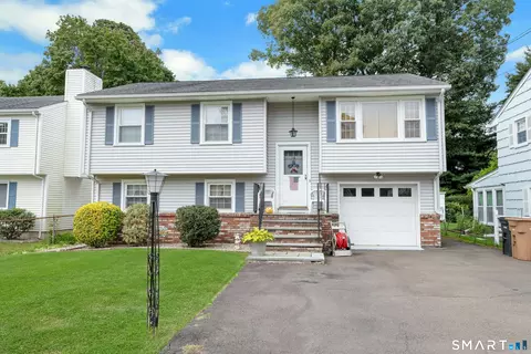 14 Hilltop Ave, Stamford, CT 06907