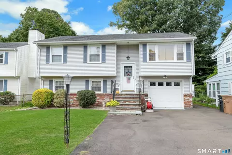 14 Hilltop Ave, Stamford, CT 06907