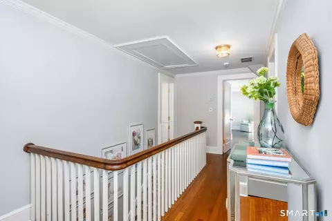 Entry Way - 30 Birch Rd, Darien, CT 06820 photo 7 of 7