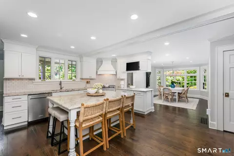 Kitchen - 30 Birch Rd, Darien, CT 06820 photo 2 of 2
