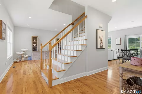 Entry Way - 23 Salmon Run, East Hampton, CT 06424 photo 1 of 3