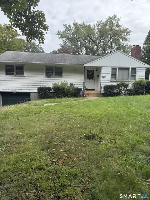 105 Seneca Rd, New Haven, CT 06515