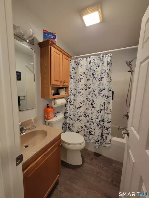 Bath - 28 Cliff Rd, Ledyard, CT 06339 photo 3 of 3