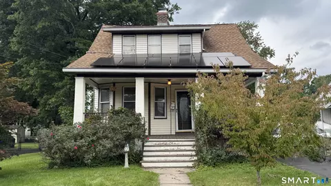 129 Newington Rd, West Hartford, CT 06110