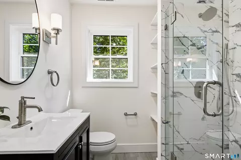 Bath - 9 Bradley Ln, Sandy Hook, CT 06482 photo 6 of 6