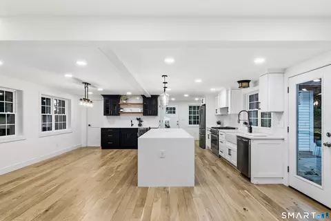 Kitchen - 9 Bradley Ln, Sandy Hook, CT 06482 photo 1 of 3