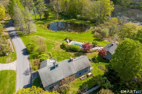 6 Brinsmade Ln, Sherman, CT 06784