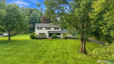 43 Pond Crest Rd, Danbury, CT 06811