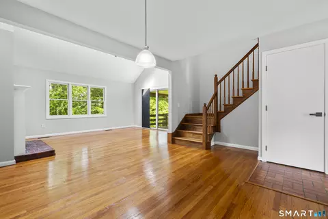 Living - 10 Edgehill Cir #10, Monroe, CT 06468 photo 2 of 7