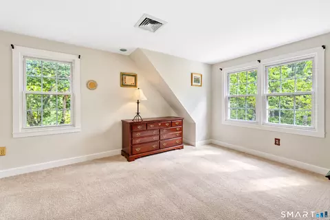 Bedroom - 21 Perkins Dr, Wallingford, CT 06492 photo 4 of 5
