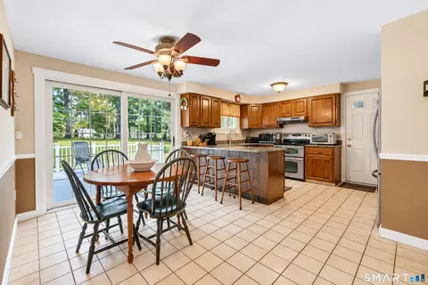 Kitchen - 21 Perkins Dr, Wallingford, CT 06492 photo 5 of 5