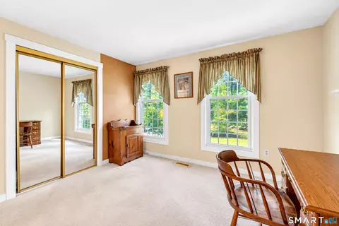Bedroom - 21 Perkins Dr, Wallingford, CT 06492 photo 1 of 5