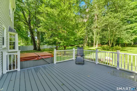 Exterior - 21 Perkins Dr, Wallingford, CT 06492 photo 7 of 8