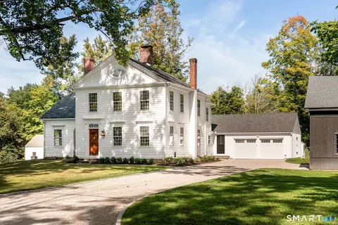 15 Cobble Rd, Falls Village, CT 06031