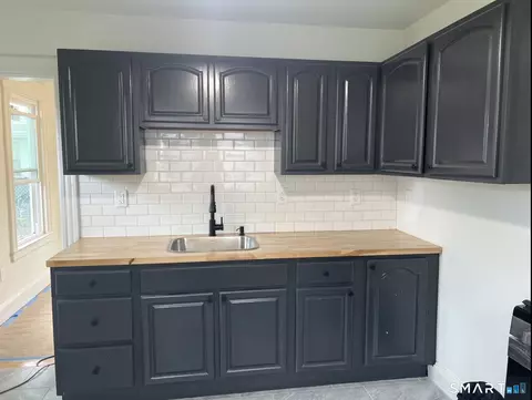 85 Brookline Ave, Bloomfield, CT 06002 photo 4