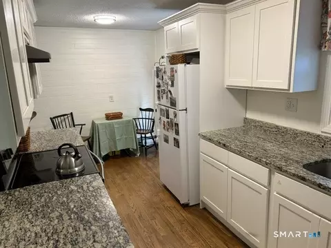 16 Torrington Heights Rd, Torrington, CT 06790 photo 3