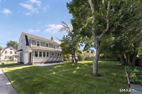 Exterior - 218 Circular Ave, Hamden, CT 06514 photo 5 of 6