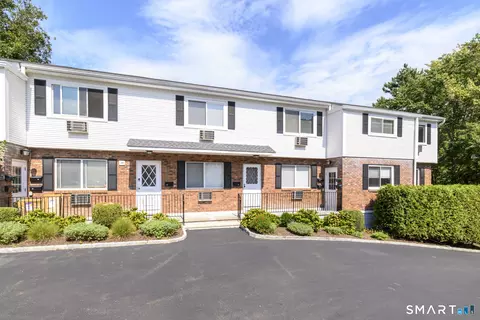 40 Cerretta St #13D, Stamford, CT 06907