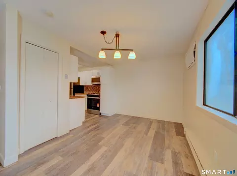 Dining - 56 Suffield Meadow Dr #56, Suffield, CT 06078 photo 1 of 1