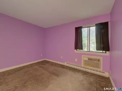 Bedroom - 56 Suffield Meadow Dr #56, Suffield, CT 06078 photo 6 of 9