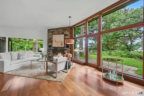 Living - 31 Splitrock Rd, Norwalk, CT 06854 photo 1 of 3