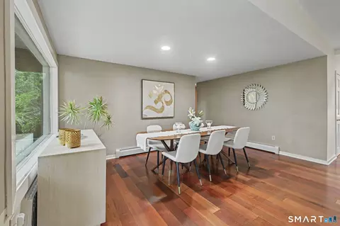 Dining - 31 Splitrock Rd, Norwalk, CT 06854 photo 1 of 3