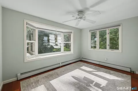 Bedroom - 31 Splitrock Rd, Norwalk, CT 06854 photo 4 of 5