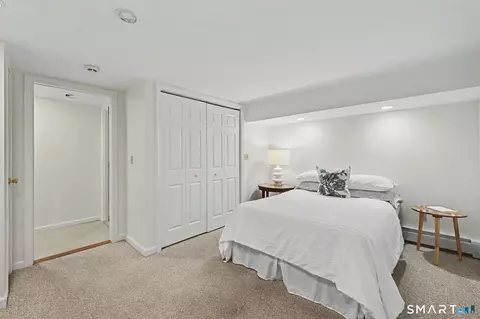 Bedroom - 31 Splitrock Rd, Norwalk, CT 06854 photo 5 of 5