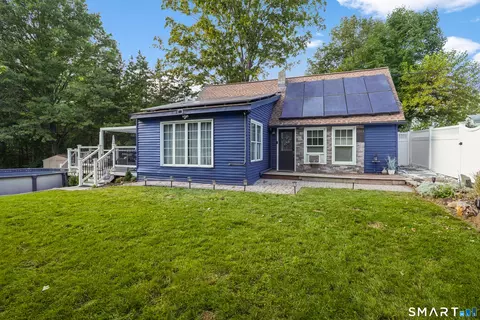 1003 Marion Ave, Plantsville, CT 06479