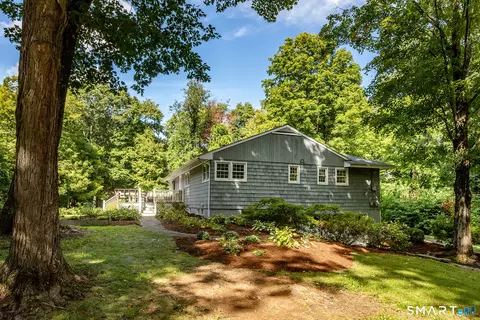 Exterior - 83 Sherman Tpke, Redding, CT 06896 photo 2 of 15