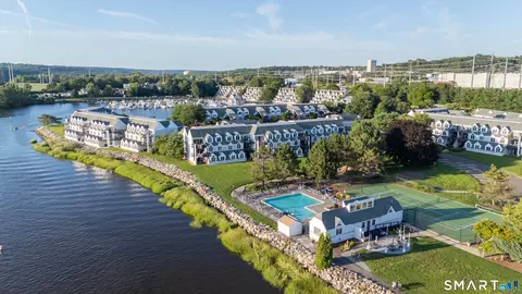 1412 Windward Rd #1412, Milford, CT 06461