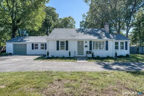 204 Hazard Ave, Enfield, CT 06082