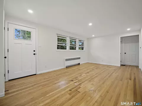 Living - 2 Ono Dr, Wallingford, CT 06492 photo 1 of 3
