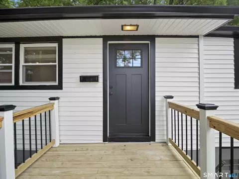 Exterior - 2 Ono Dr, Wallingford, CT 06492 photo 1 of 8