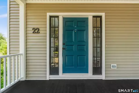 22 Loomis St, Milford, CT 06460