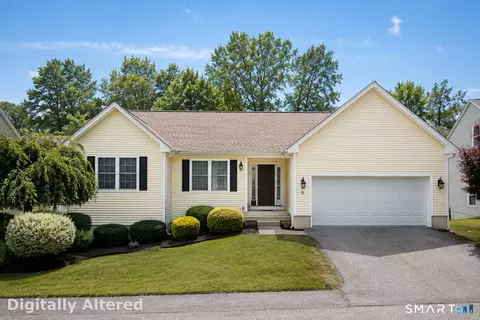 5 North Rdg #5, East Hampton, CT 06424