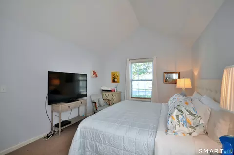 Bedroom - 44 Elizabeth Cir #44, Sandy Hook, CT 06482 photo 3 of 4