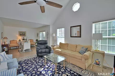 Living - 44 Elizabeth Cir #44, Sandy Hook, CT 06482 photo 1 of 5