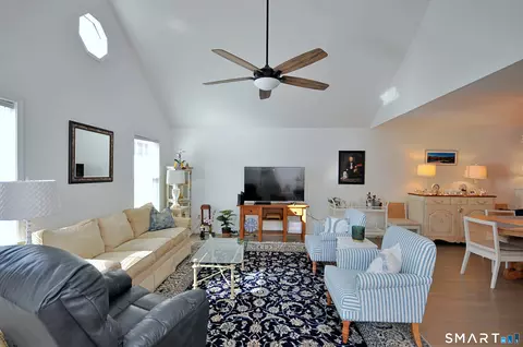 Living - 44 Elizabeth Cir #44, Sandy Hook, CT 06482 photo 3 of 5