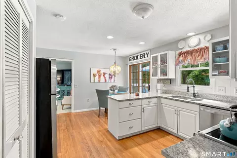 Kitchen - 73 Long Hill Rd, Deep River, CT 06417 photo 1 of 3