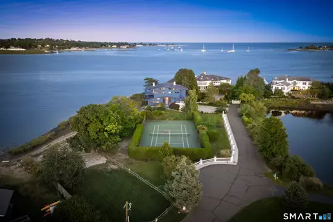 1 Driftwood Point Rd, Westport, CT 06880