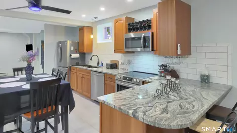 Kitchen - 160 Halls Hill Rd, Killingly, CT 06239 photo 3 of 6