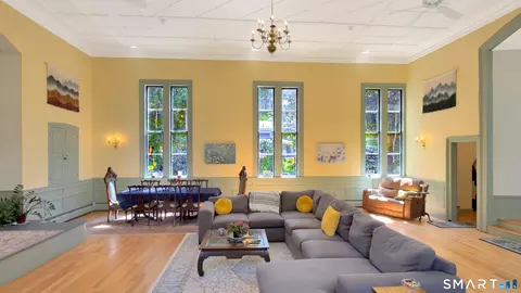 Living - 160 Halls Hill Rd, Killingly, CT 06239 photo 5 of 7