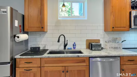 Kitchen - 160 Halls Hill Rd, Killingly, CT 06239 photo 6 of 6