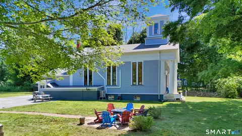 Exterior - 160 Halls Hill Rd, Killingly, CT 06239 photo 4 of 7
